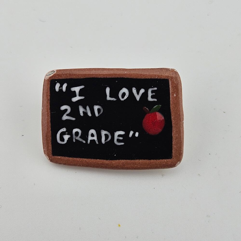 Blackboard Brooch Pin I Love 2nd Grade Chalkboard Retro Country Teacher Gift